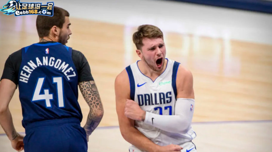 独行侠VS凯尔特人：超级球星之争，NBA精彩绝伦战火即将燃起！